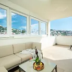 Penthouse Nika 公寓 珀德垂那