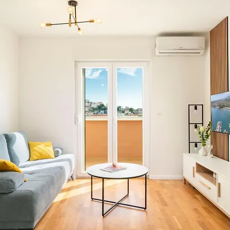 Apartamento Penthouse Nika