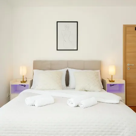 Penthouse Nika Apartamento Podstrana