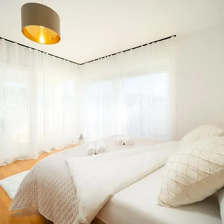 Apartamento Penthouse Nika
