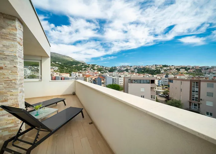 Penthouse Nika Lejlighed